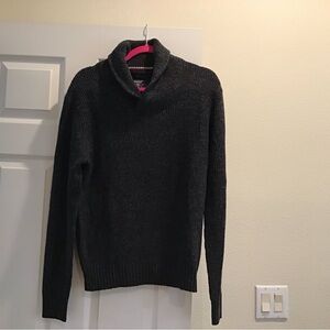 American Eagle Outfitters Gray Turtleneck Sweater